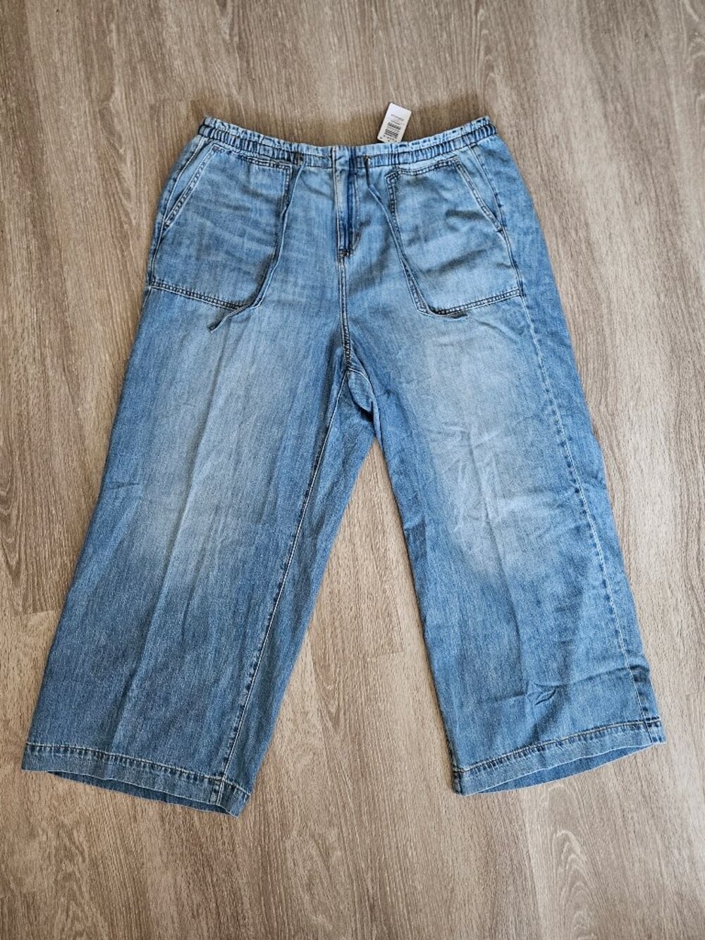 TORRID High-Rise Wide-Leg Loose Jean | Size 18 | Brand New with Tags - Picture 2 of 4